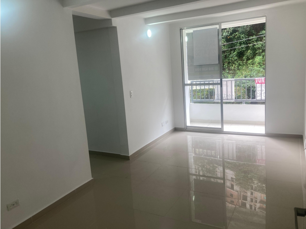 Apartamento en Arriendo en sabaneta sector san jose — foto 4
