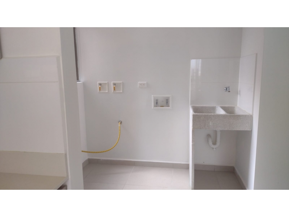 SE ARRIENDA APARTAMENTO EN SABANETA, SECTOR LOMA SAN JOSE — foto 6