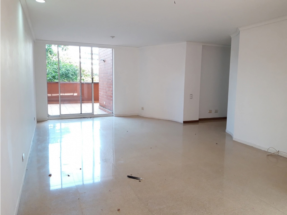 SE ARRIENDA APARTAMENTO EN EL POBLADO, SECTOR RPOVENZA — foto 3