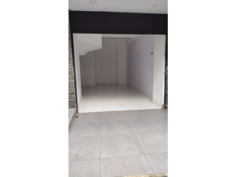 LOCAL — foto 2
