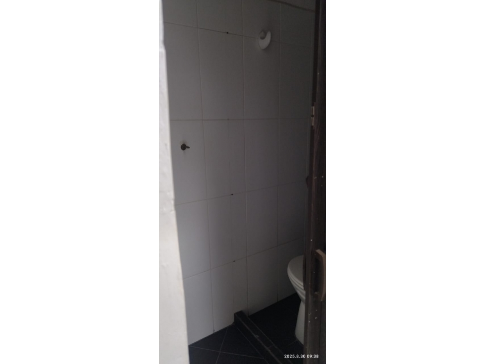 SE ARRIENDA APARTAMENTO EN LAURELES, SECTOR LA CASTELLANA — foto 5