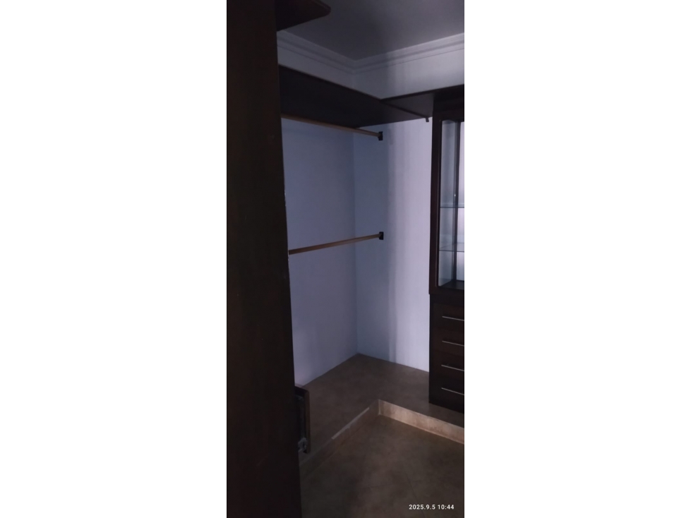 SE ARRIENDA CASA EN SABANETA, SECTOR LA DOCTORA. - 3