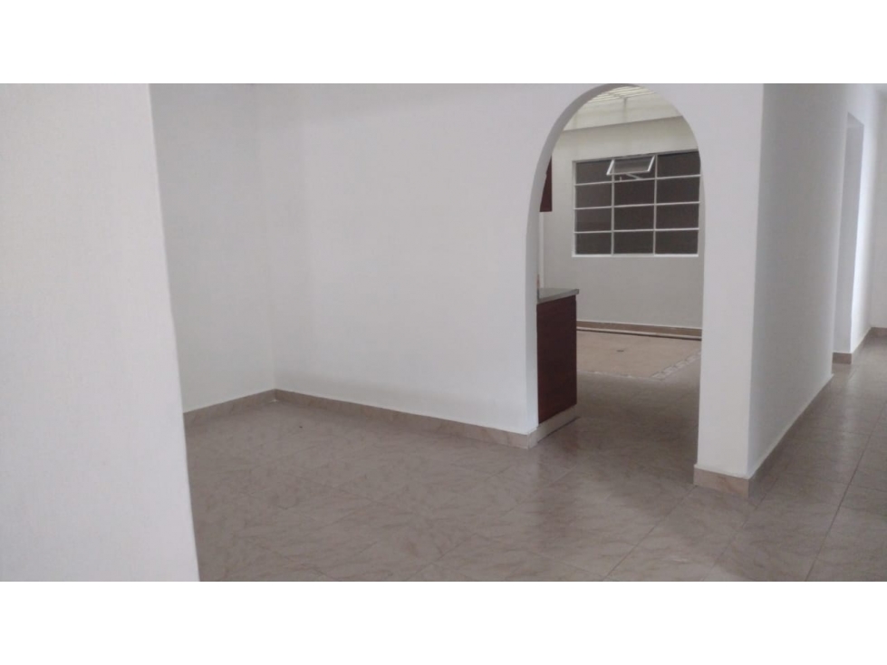 SE ARRIENDA APARTAMENTO EN MEDELLIN, SECTOR CAMPO AMOR — foto 4
