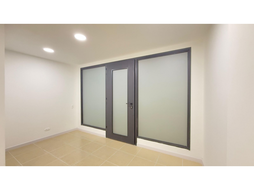 SE VENDE LOCAL EN ENVIGADO, SECTOR ABADIA. — foto 3