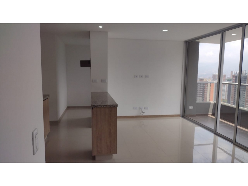 SE ARRIENDA APARTAMENTO EN SABANETA, SECTOR CAÑAVERALEJO