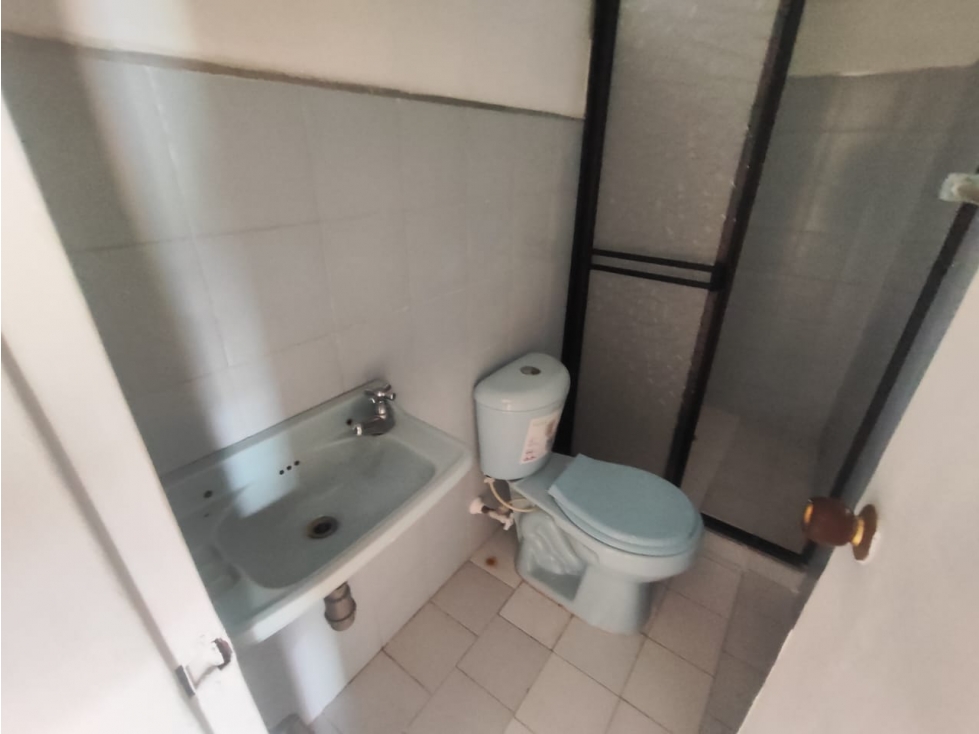 APARTAESTUDIO EN ARRIENDO BARRIO BELLAVISTA — foto 6
