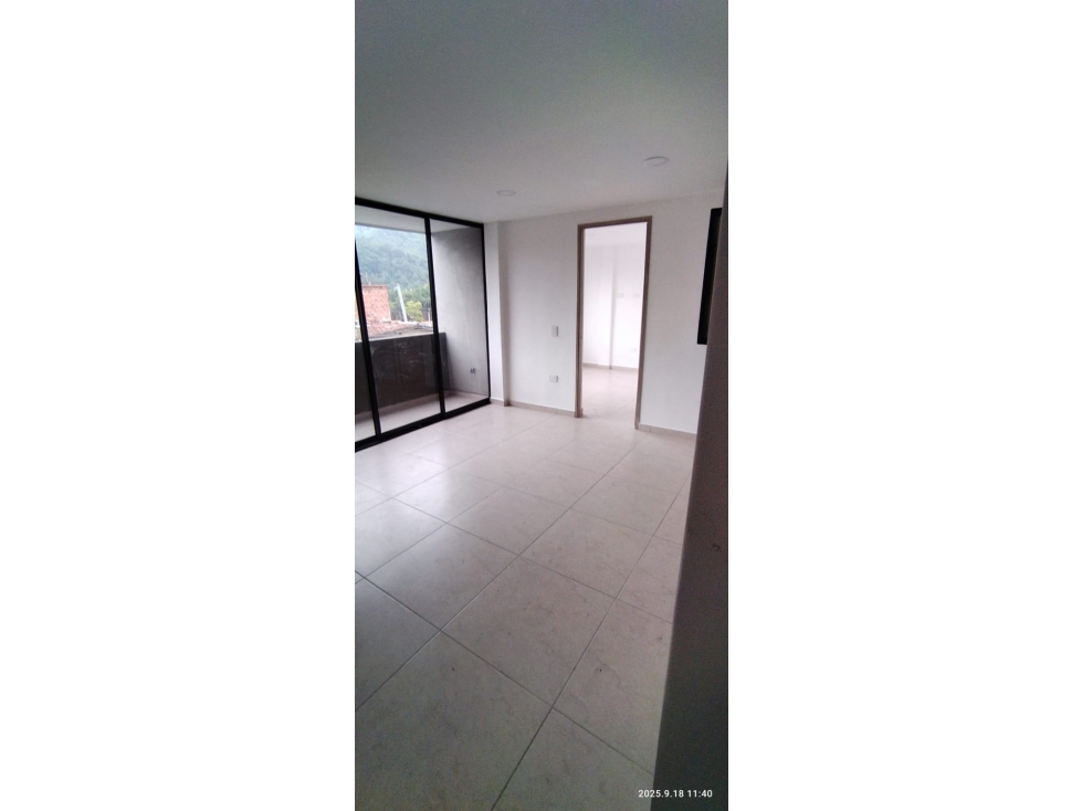 SE ARRIENDA APARTAMENTO EN ITAGUI, SECTOR INDUAMERICA. — foto 4