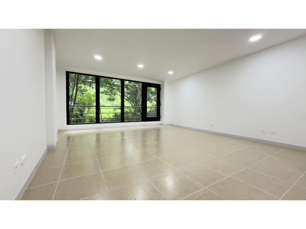 SE VENDE LOCAL EN ENVIGADO, SECTOR ABADIA. — foto 4