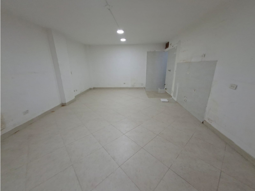 SE ARRIENDA LOCAL EN SABANETA, SECTOR SAN JOSE - 3