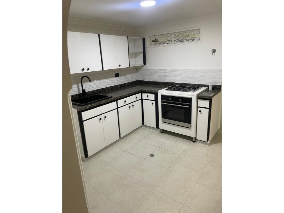 SE ARRIENDA APARTAMENTO EN EL SECTOR PRADOS DE SABANETA