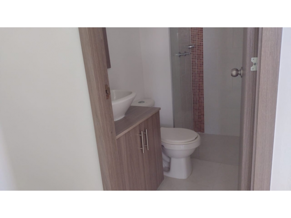 SE ARRIENDA APARTAMENTO EN LA ESTRELLA, SECTOR FERREERIA — foto 6