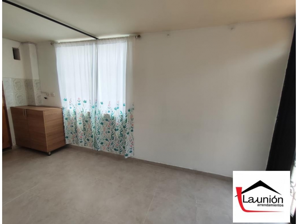 LOCAL EN ARRIENDO LAS MARGARITAS/ ITAGUI - 2