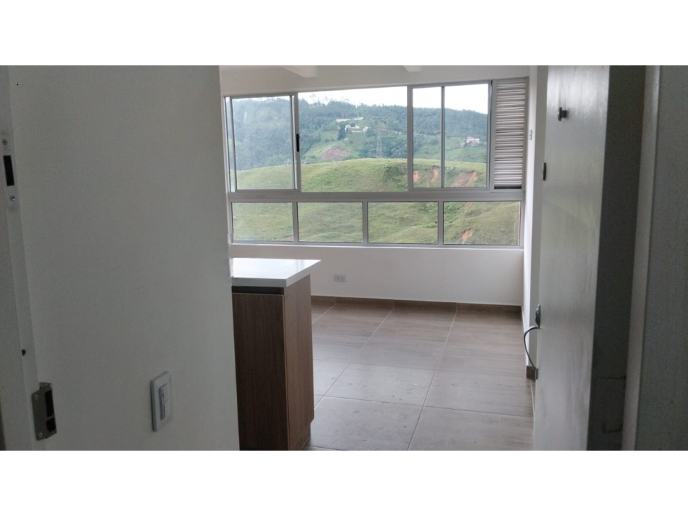 SE ARRIENDA APARTAMENTO EN CALDAS, SECTOR PRIMAVERA — foto 2