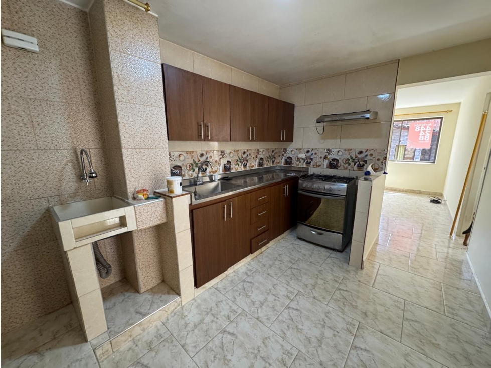 SE ARRIENDA APARTAMENTO EN SABANETA, SECTOR CALLE LARGA — foto 2