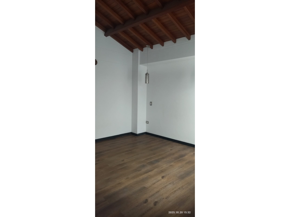 SE ARRIENDA APARTAMENTO EN SABANETA, SECTOR LA DOCTORA. - 4
