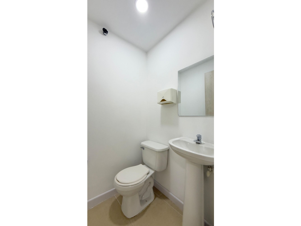 SE ARRIENDA LOCAL COMERCIAL EN ENVIDAGO, SECTOR LA ABADIA. — foto 4