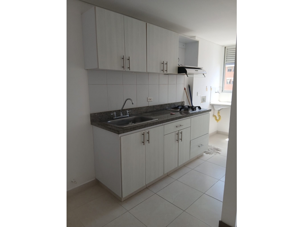 SE ARRIENDA APARTAMENTO EN LA ESTRELLA, SECTOR LA FERRERIA
