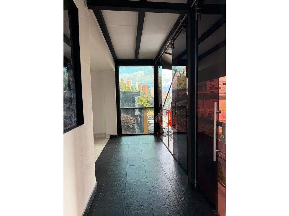 SE ARRIENDA BODEGA SECTOR SAN DIEGO — foto 4