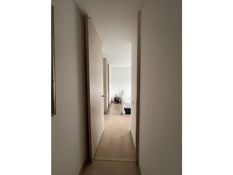 SE VENDE HERMOSO APARTAMENTO, UBICADO EN LA ESTRELLA, SECTOR LA ALDEA — foto 2