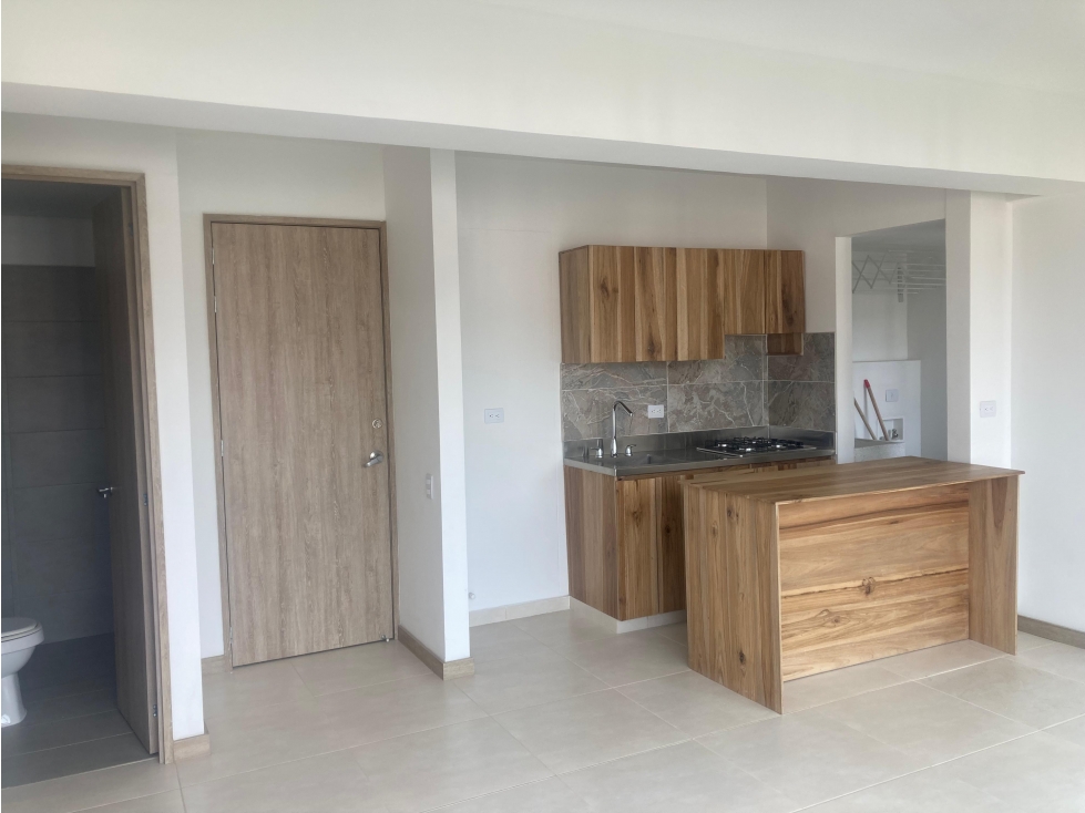 SE ARRIENDA APARTAMENTO EN SABANETA SECTOR LA DOCTORA — foto 3