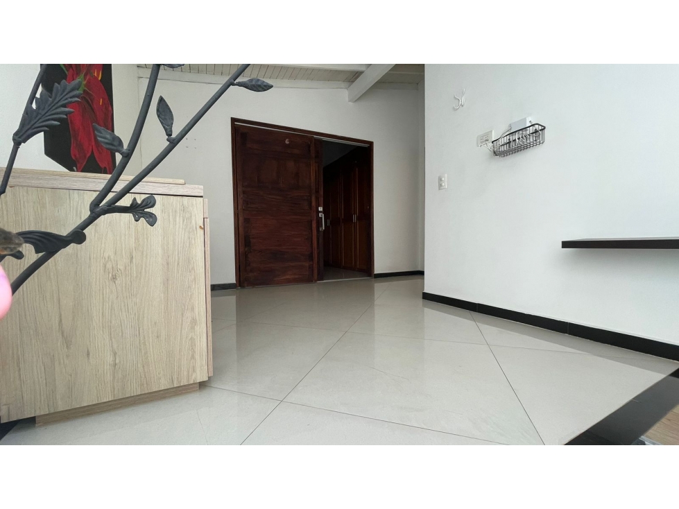 SE ARRIENDA CASA EN ITAGUI, SECTOR TRIANA - 6