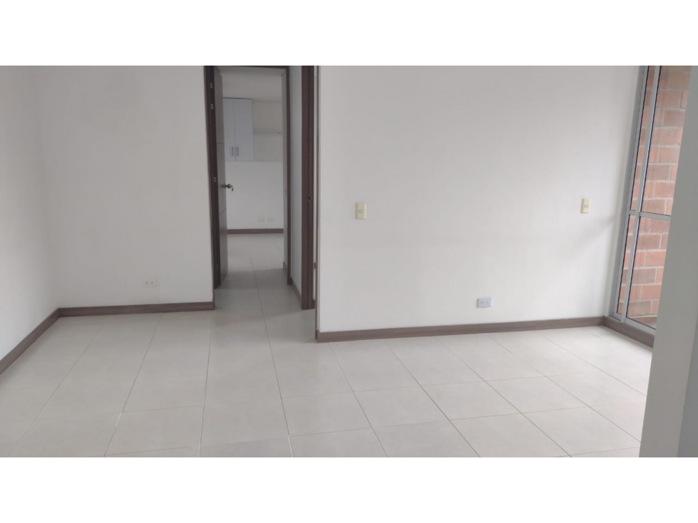 SE ARRIENDA APARTAMENTO EN LA ESTRELLA, SECTOR FERREERIA — foto 4