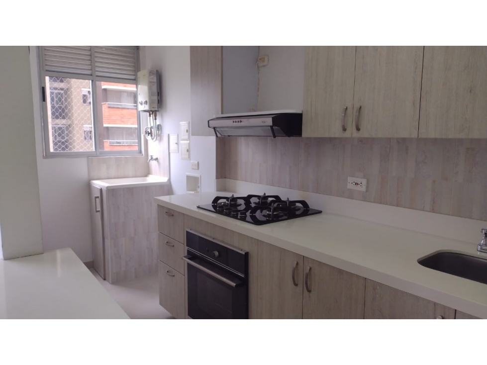 SE ARRIENDA APARTAMENTO EN LA ESTRELLA, SECTOR FERREERIA — foto 2