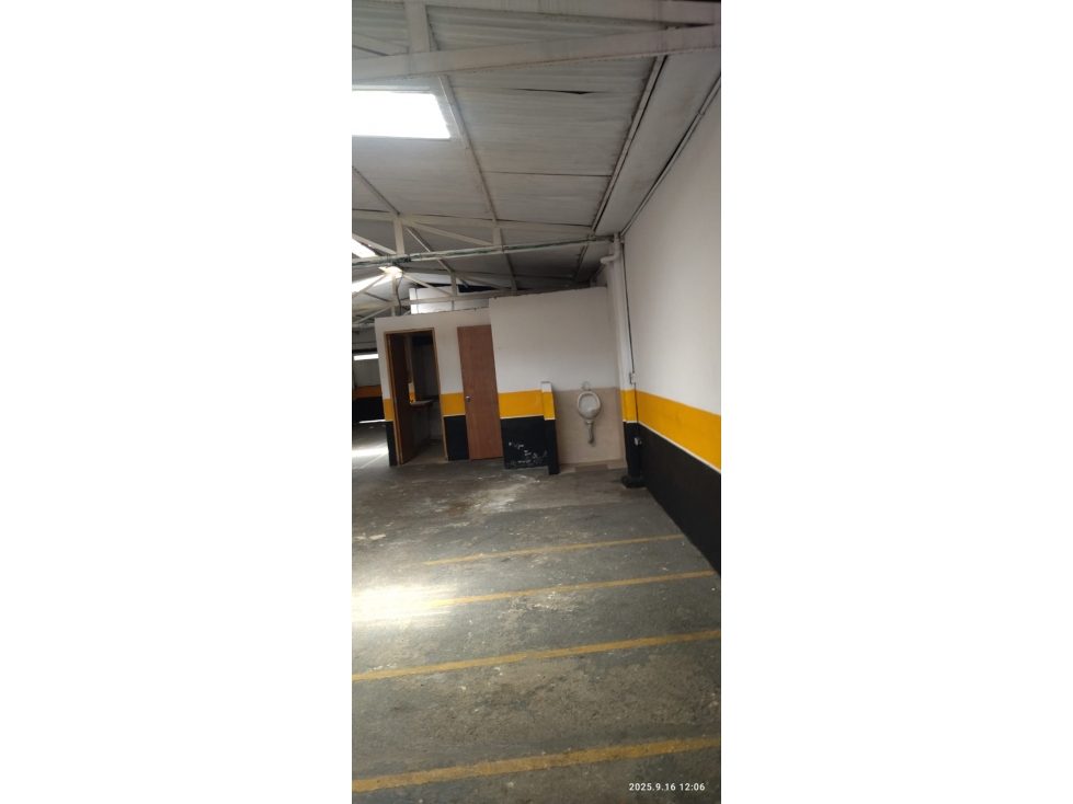 SE ARRIENDA LOCAL COMERCIAL, SECTOR VILLA PAULA. — foto 5