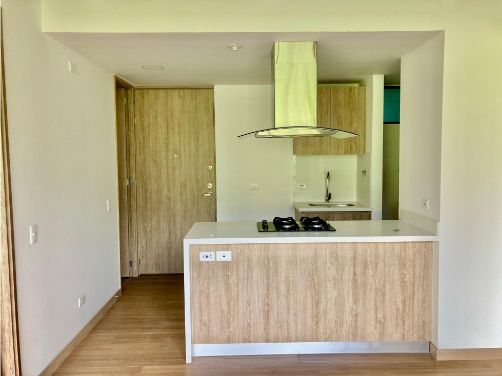 SE ARRIENDA APARTAMENTO EN ENVIGADO, LOMA DEL ESCOBERO — foto 3