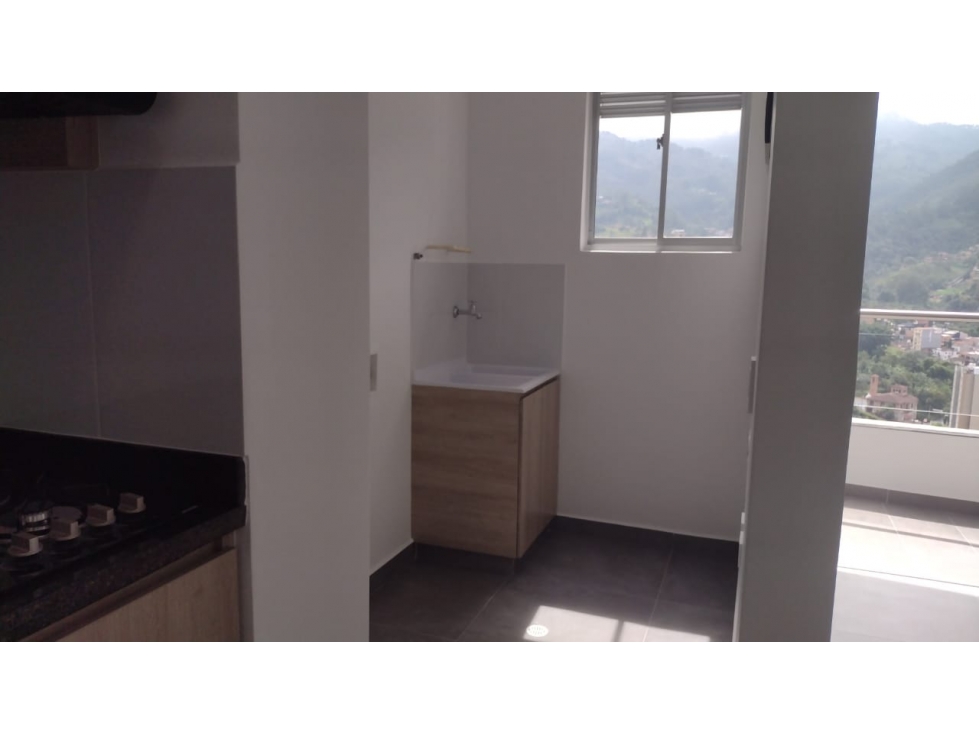 SE ARRIENDA APARTAMENTO EN SABANETA, SECTOR LA DOCTORA — foto 4