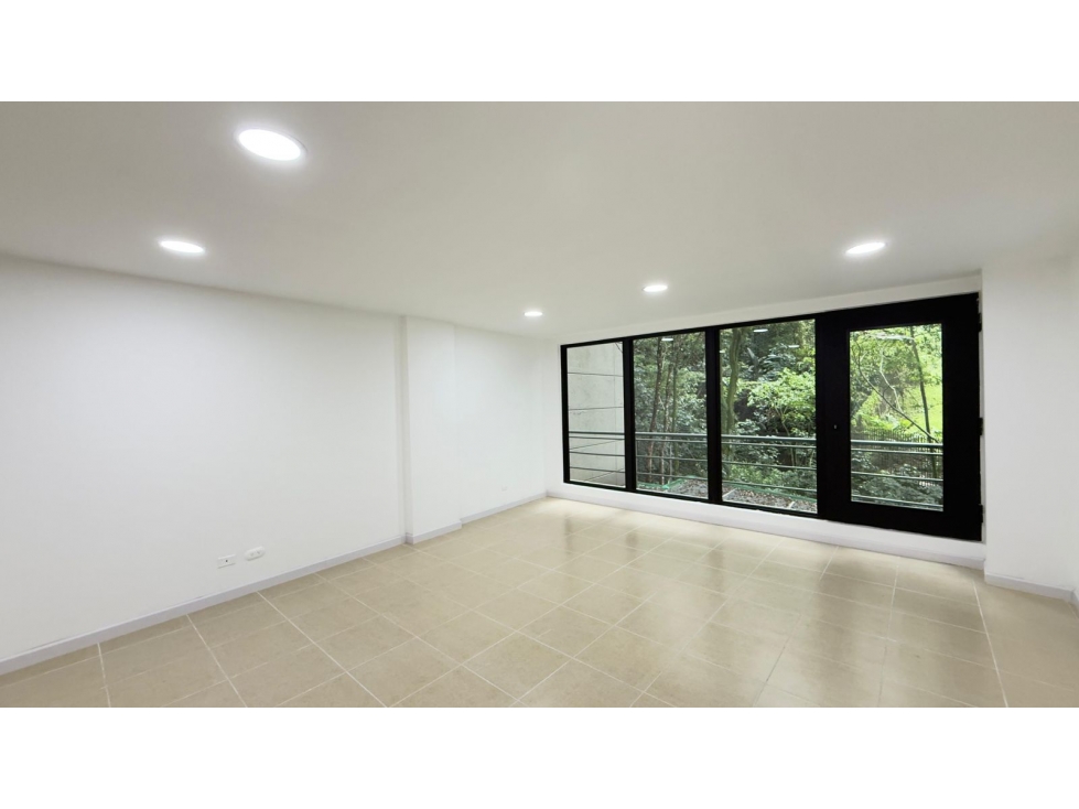 SE ARRIENDA LOCAL COMERCIAL EN ENVIDAGO, SECTOR LA ABADIA. — foto 6