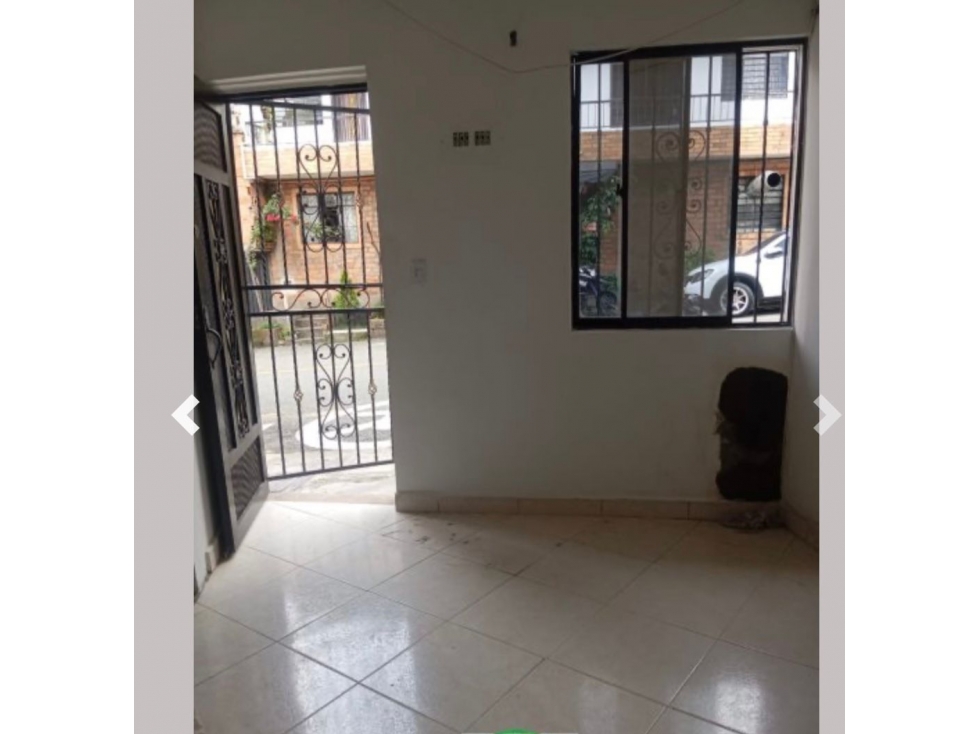CASA LOCAL EN ITAGUI, SECTOR SANPIO - 1