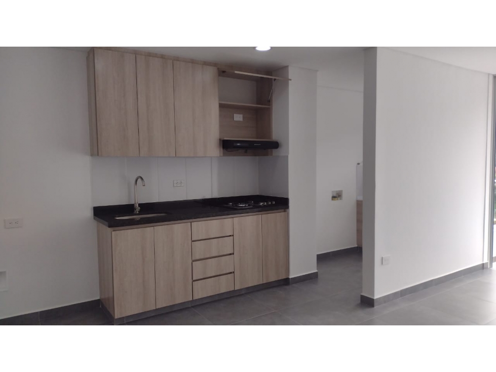 SE ARRIENDA APARTAMENTO EN SABANETA, SECTOR LA DOCTORA — foto 2