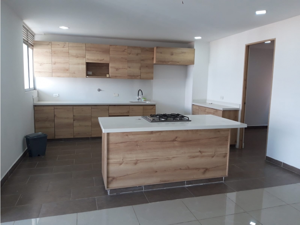 SE ARRIENDA APARTAMENTO EN SABANETA, SECTOR AVES MARIA
