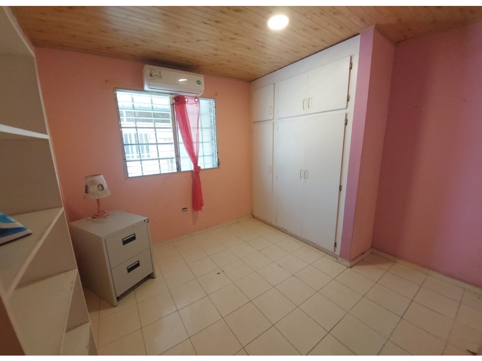 Se vende casa en Altos del Prado 4 recámaras 3 baños buena área