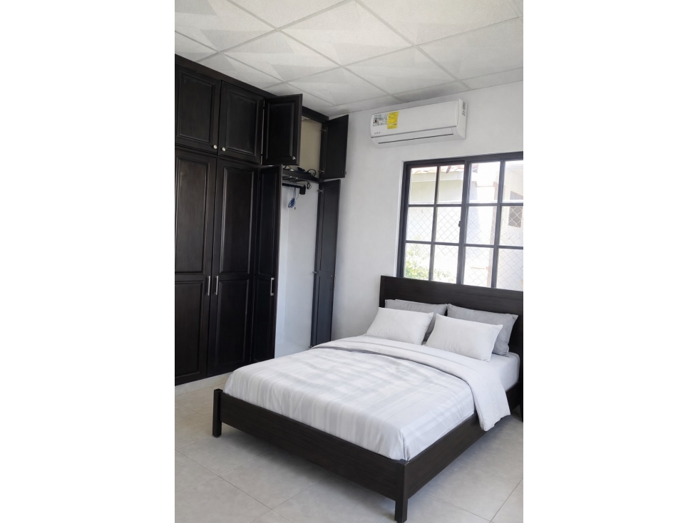 Hermosa y espaciosa casa en Penonome, Llano Marín con patio — foto 3