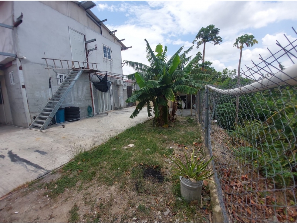 Se vende casa en Altos del Prado 4 recámaras 3 baños buena área — foto 4