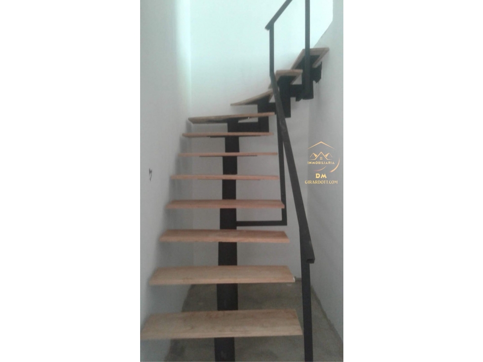 VENDO HERMOSA CASA PISO2 ( SECTOR GUATIMBOL) CARMEN DE APICALA — foto 3