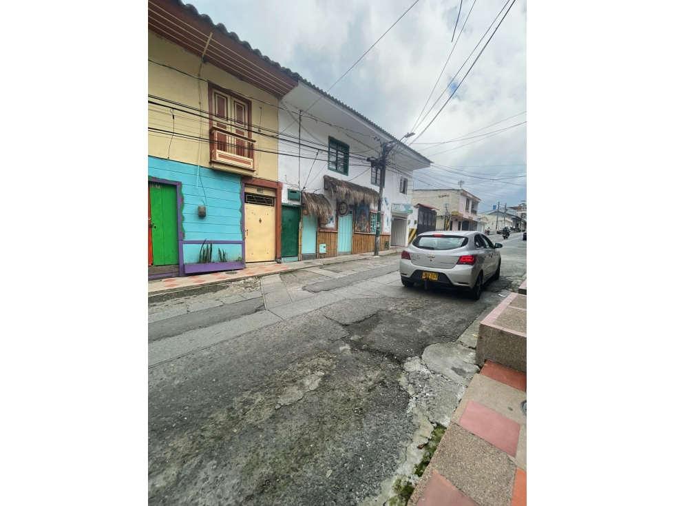 SE VENDE HERMOSA CASA A DOS CUADRAS DE CIRCASIA QUINDIO — foto 3