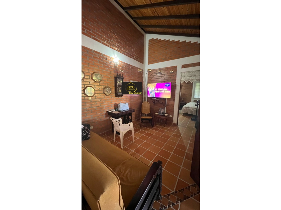 SE VENDE EXCELENTE CHALET AGUA BONITA CALARCA,QUINDIO — foto 3