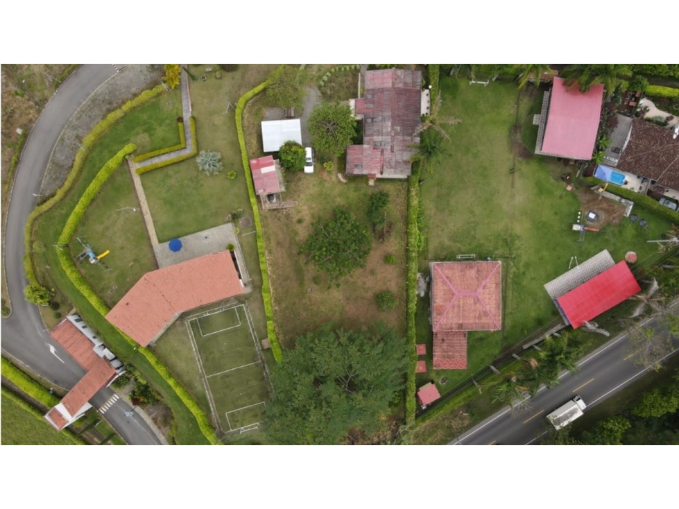 SE VENDE EXCLUSIVO CHALET SECTOR LA BELLA, CALARCA QUINDIO — foto 2