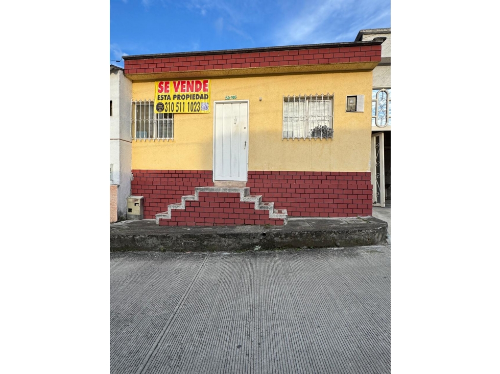 SE VENDE CASA BARRIO LA PRADERA CALARCA QUINDIO