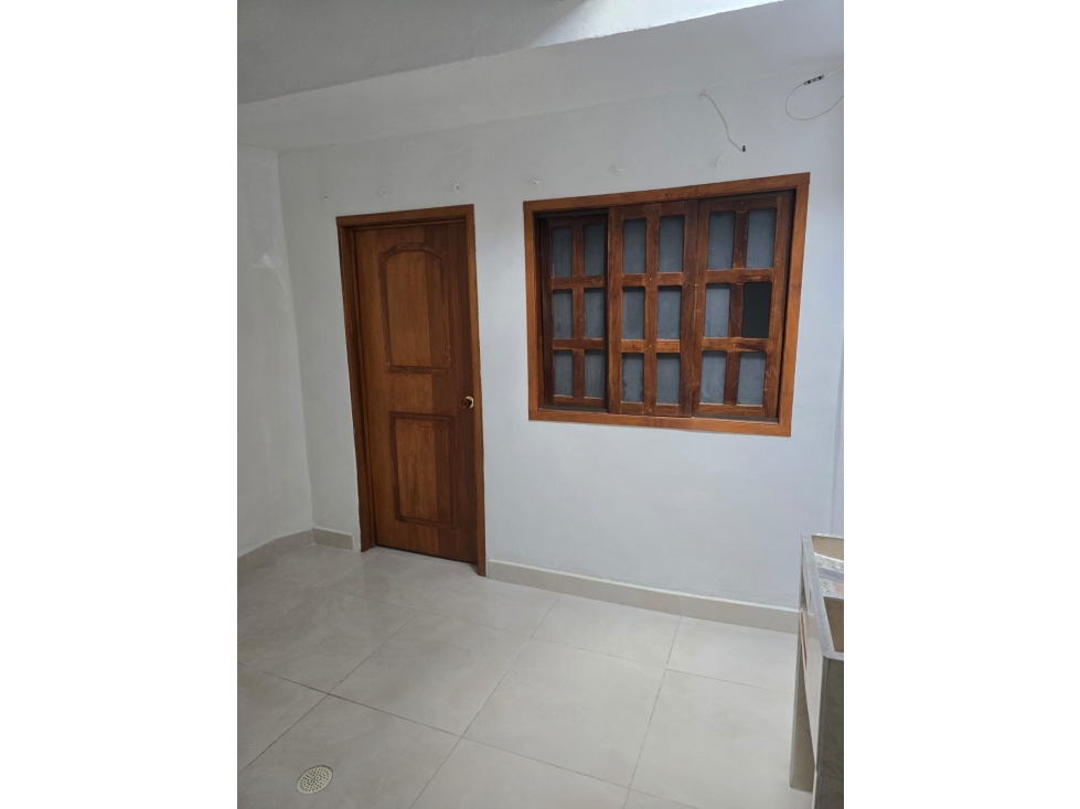 SE VENDE ESPECTACULAR CASA MELGAR TOLIMA - 5