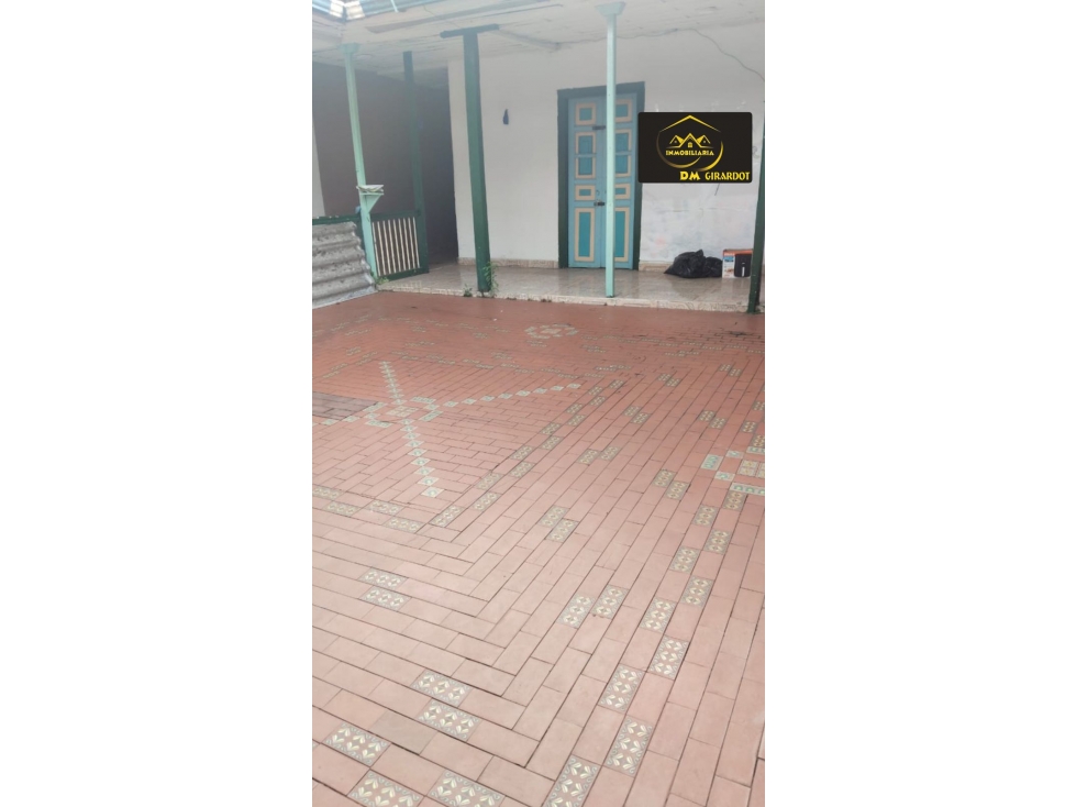 SE VENDE CASA LOTE CALARCA QUINDIO A 1 CUADRA DEL PARQUE PRINCIPAL — foto 3