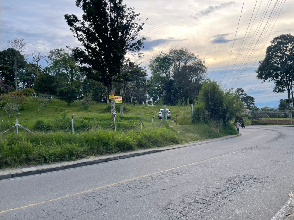 SE VENDE HERMOSA FINCA SECTOR EXPANSION URBANA CIRCASIA QUINDIO