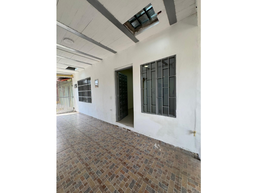 SE VENDE APARTAMENTO DE PRIMER PISO BARRIO LA ISLA CALARCA QUINDIO