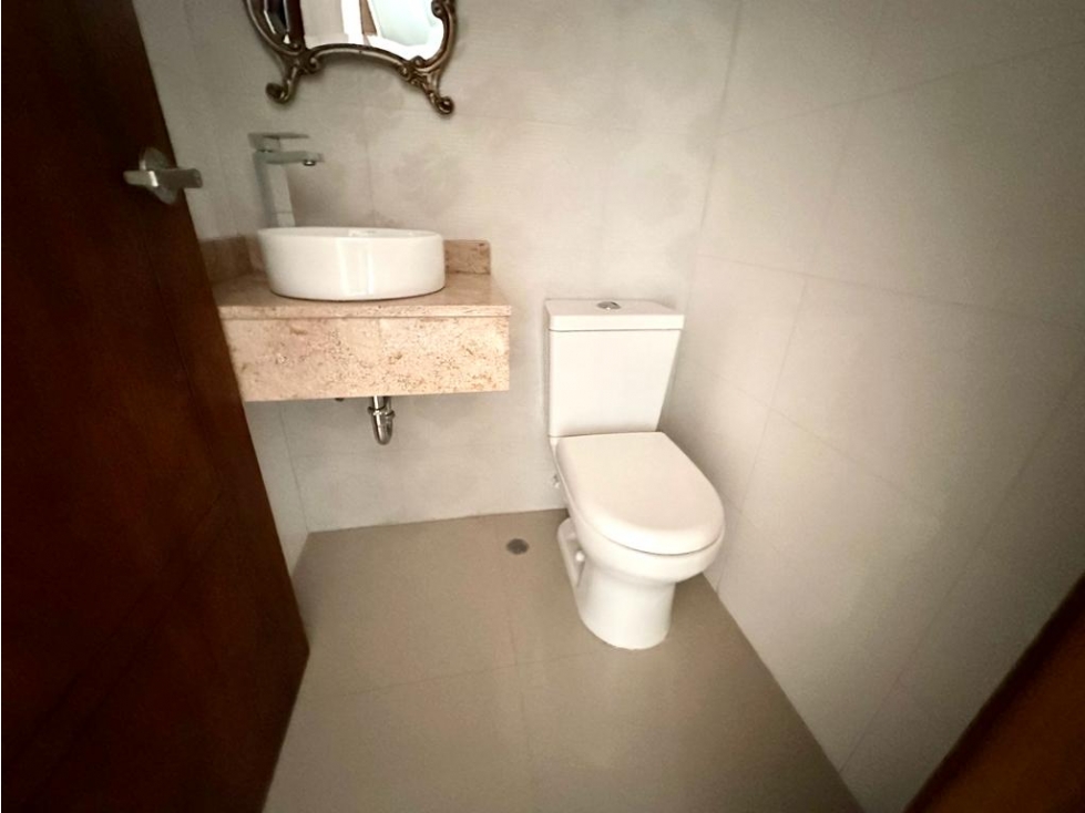 APARTAMENTO EN ALTOS DE RIOMAR EN VENTA — foto 4