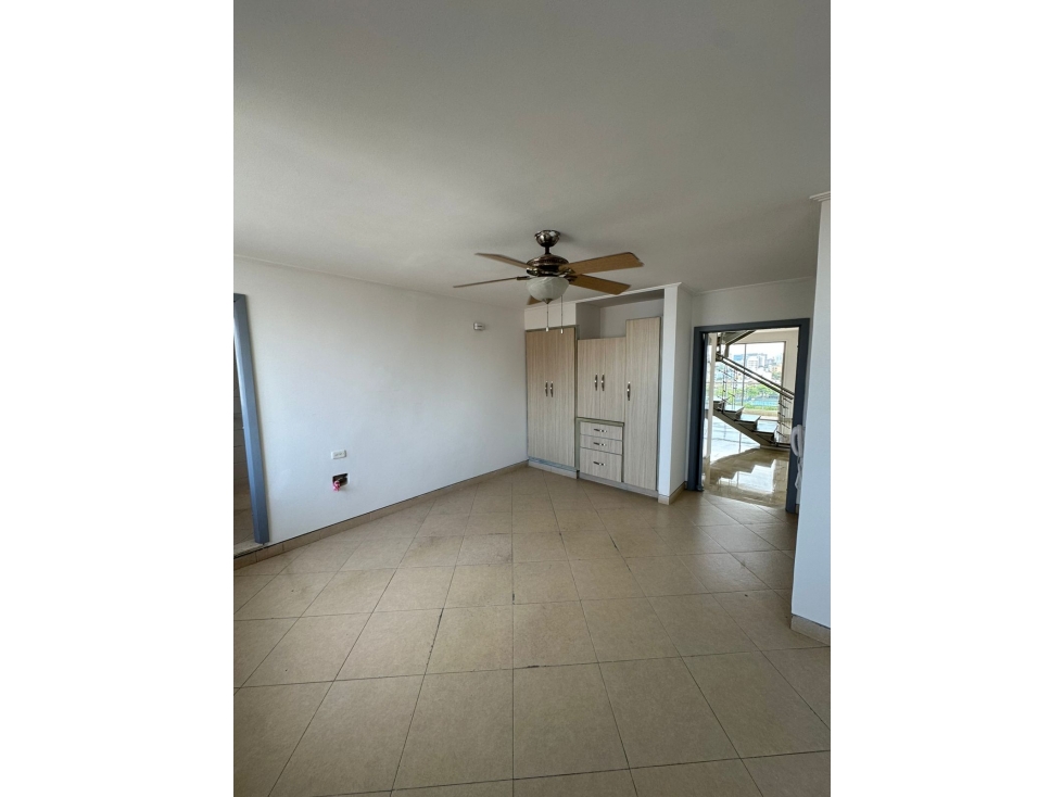 APARTAMENTO DE 4 HABITACIONES EN VENTA EN ALTOS DE RIOMAR — foto 6