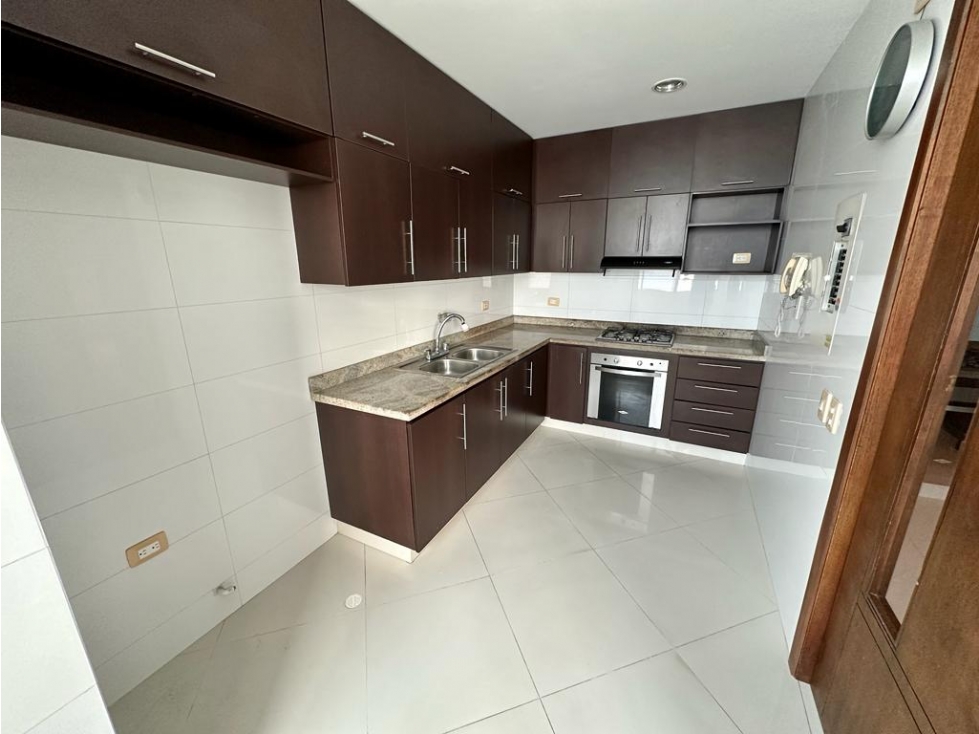 APARTAMENTO EN ALTOS DE RIOMAR EN VENTA — foto 5