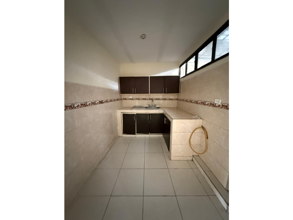 Vendo Edificio en Atanasio Girardot — foto 3